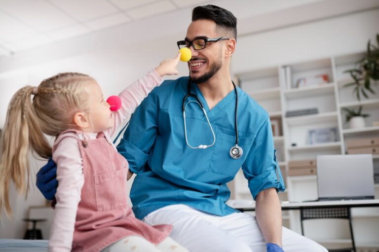 Quanto Ganha um Pediatra em 2025? Salário e Carreira